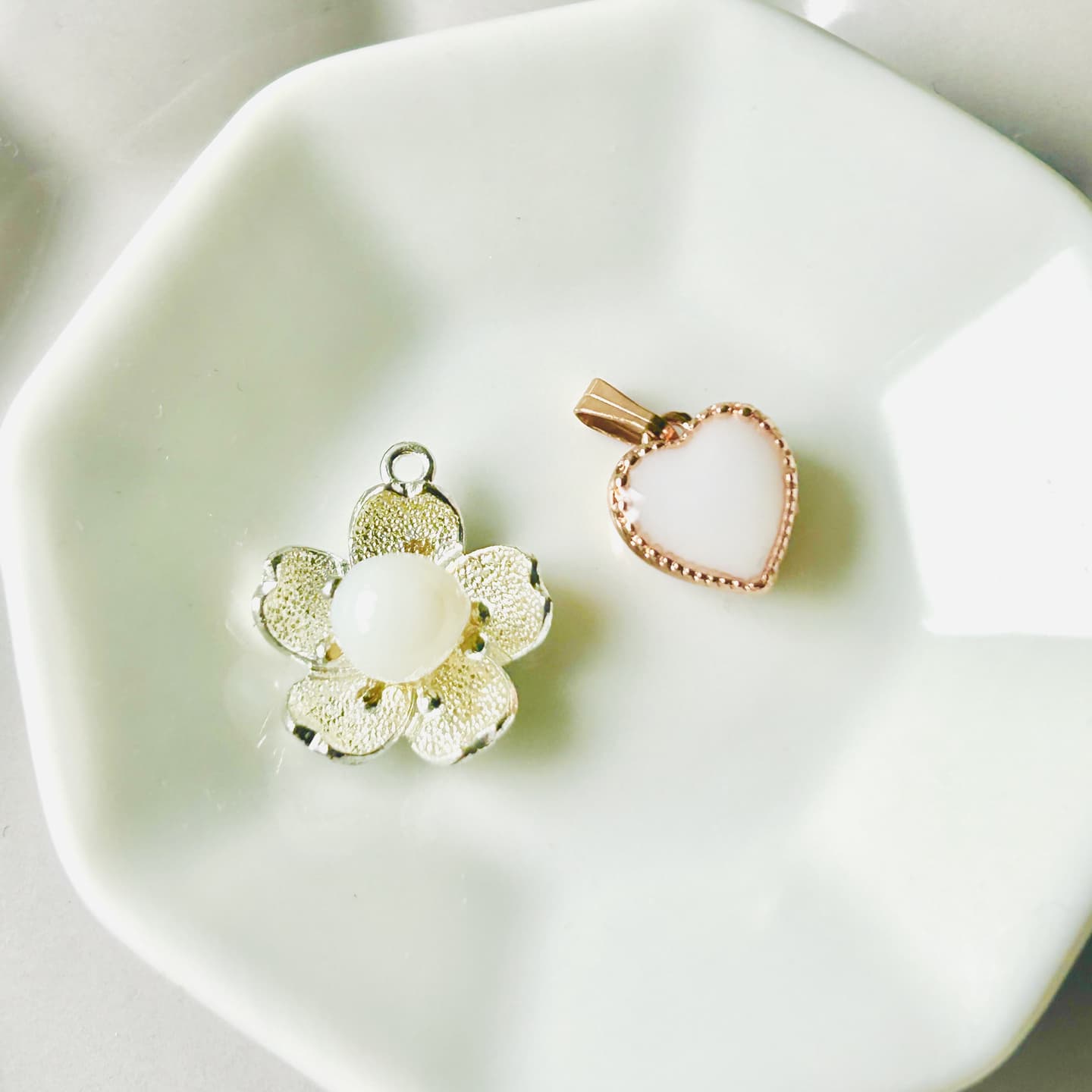 Hajimeteのネックレス「干支シリーズ」